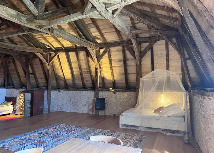 Chartreuse De Fareyroux * Saint-Astier (Dordogne)